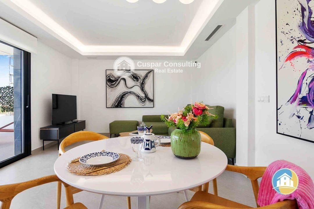 3 soverom Villa til salgs i Rojales med svømmebasseng garasje - € 649 000 (Ref: 8555863)