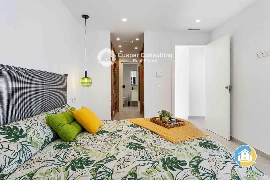 3 soverom Villa til salgs i Rojales med svømmebasseng garasje - € 649 000 (Ref: 8555863)