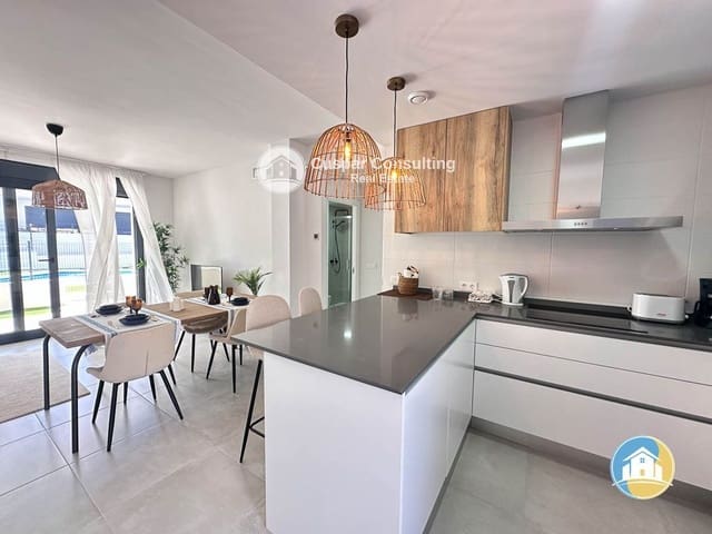 2 soverom Penthouse til salgs i Villamartin, Orihuela med svømmebasseng garasje - € 249 900 (Ref: 8555883)