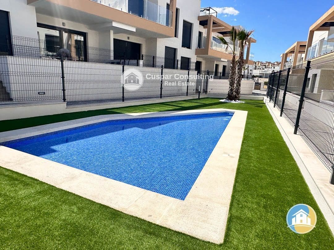 2 camera da letto Attico in vendita in Villamartin con piscina garage - 249.900 € (Rif: 8555883)