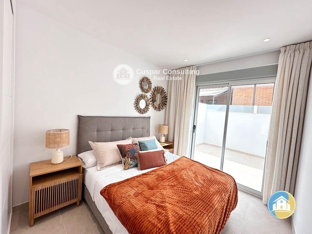 3 soveværelse Lejlighed til salg i San Pedro del Pinatar med garage - € 339.000 (Ref: 8555892)