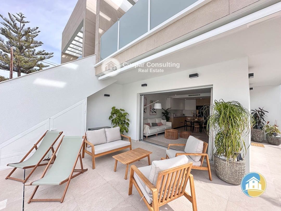 3 soveværelse Lejlighed til salg i San Pedro del Pinatar med garage - € 339.000 (Ref: 8555892)