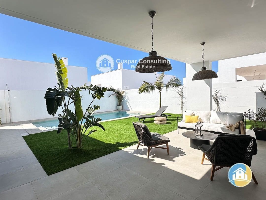 3 camera da letto Villa in vendita in Mar de Cristal con piscina - 545.000 € (Rif: 8555897)