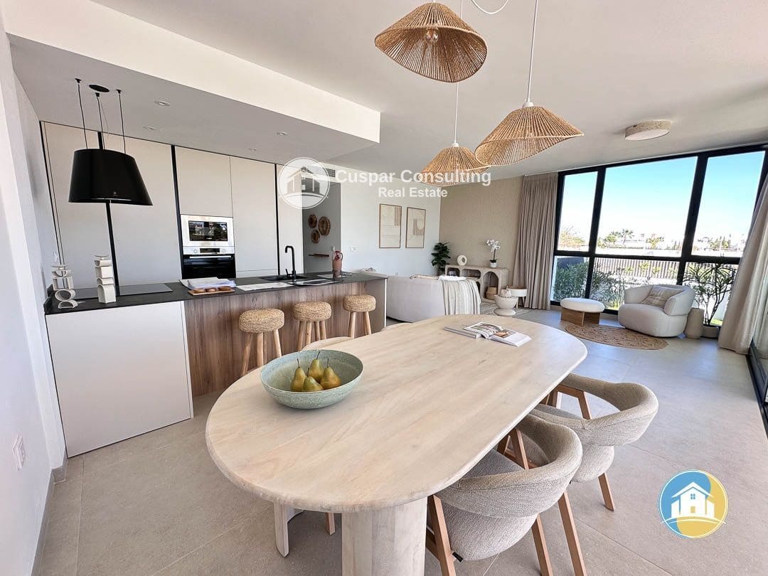 2 soverom Leilighet til salgs i Mar de Cristal med svømmebasseng garasje - € 270 000 (Ref: 8555898)