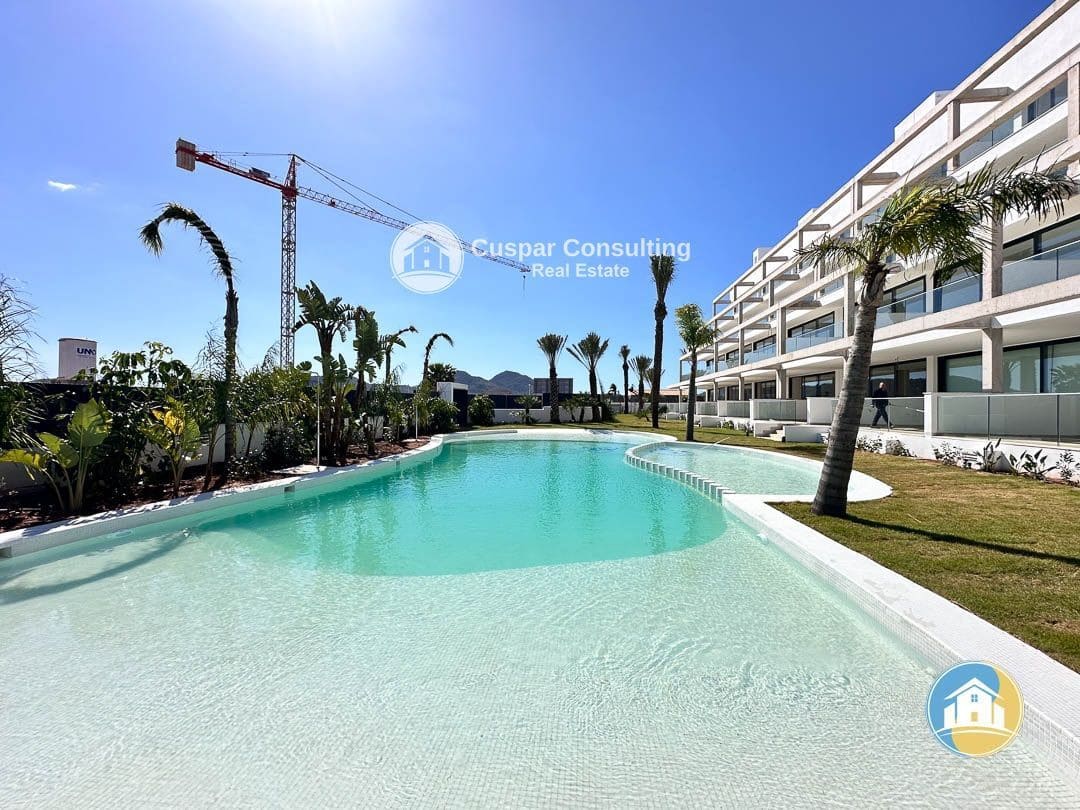 2 soverom Leilighet til salgs i Mar de Cristal med svømmebasseng garasje - € 270 000 (Ref: 8555898)