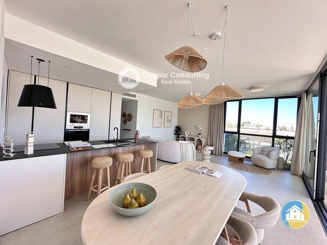 2 soverom Leilighet til salgs i Mar de Cristal med svømmebasseng garasje - € 270 000 (Ref: 8555898)