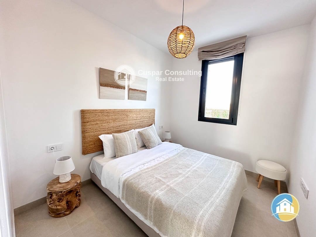 2 soverom Leilighet til salgs i Mar de Cristal med svømmebasseng garasje - € 270 000 (Ref: 8555898)