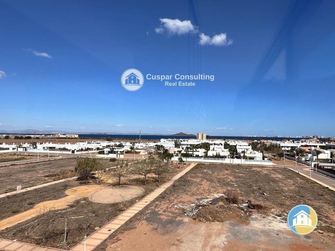 2 soverom Leilighet til salgs i Mar de Cristal med svømmebasseng garasje - € 270 000 (Ref: 8555898)