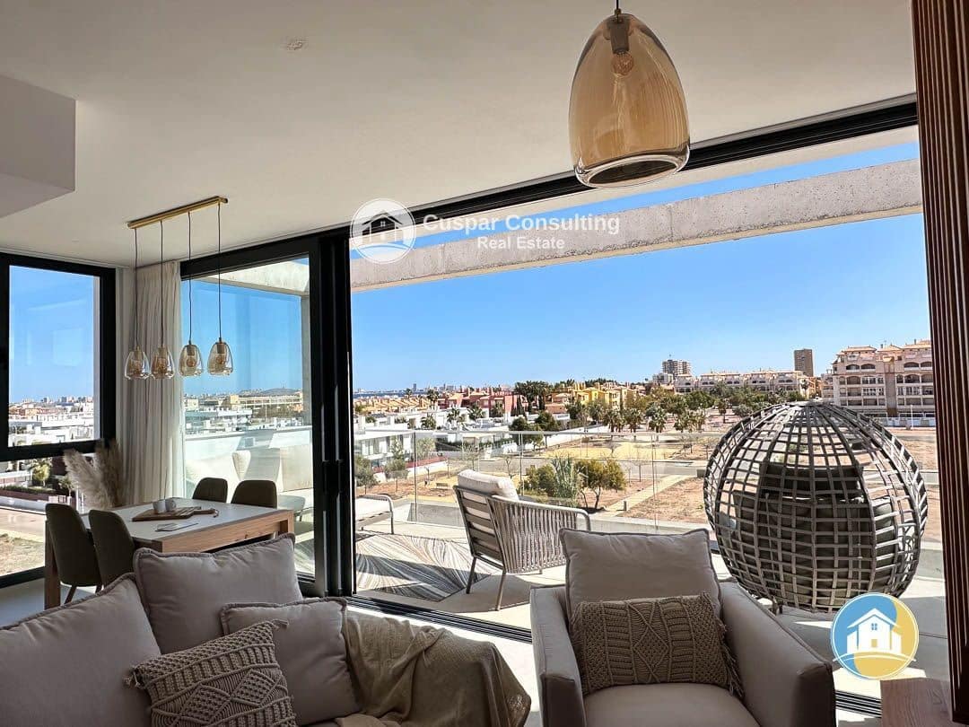 2 soverom Leilighet til salgs i Mar de Cristal med svømmebasseng garasje - € 270 000 (Ref: 8555898)