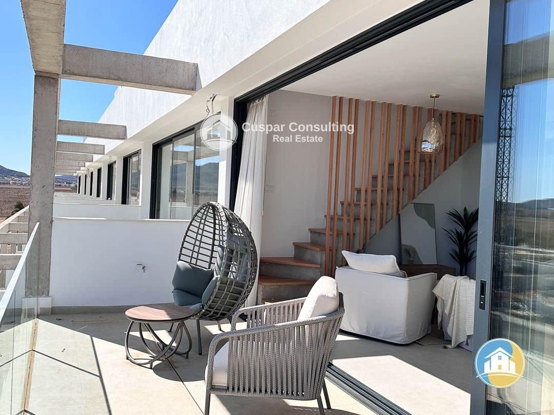 2 soverom Leilighet til salgs i Mar de Cristal med svømmebasseng garasje - € 270 000 (Ref: 8555898)