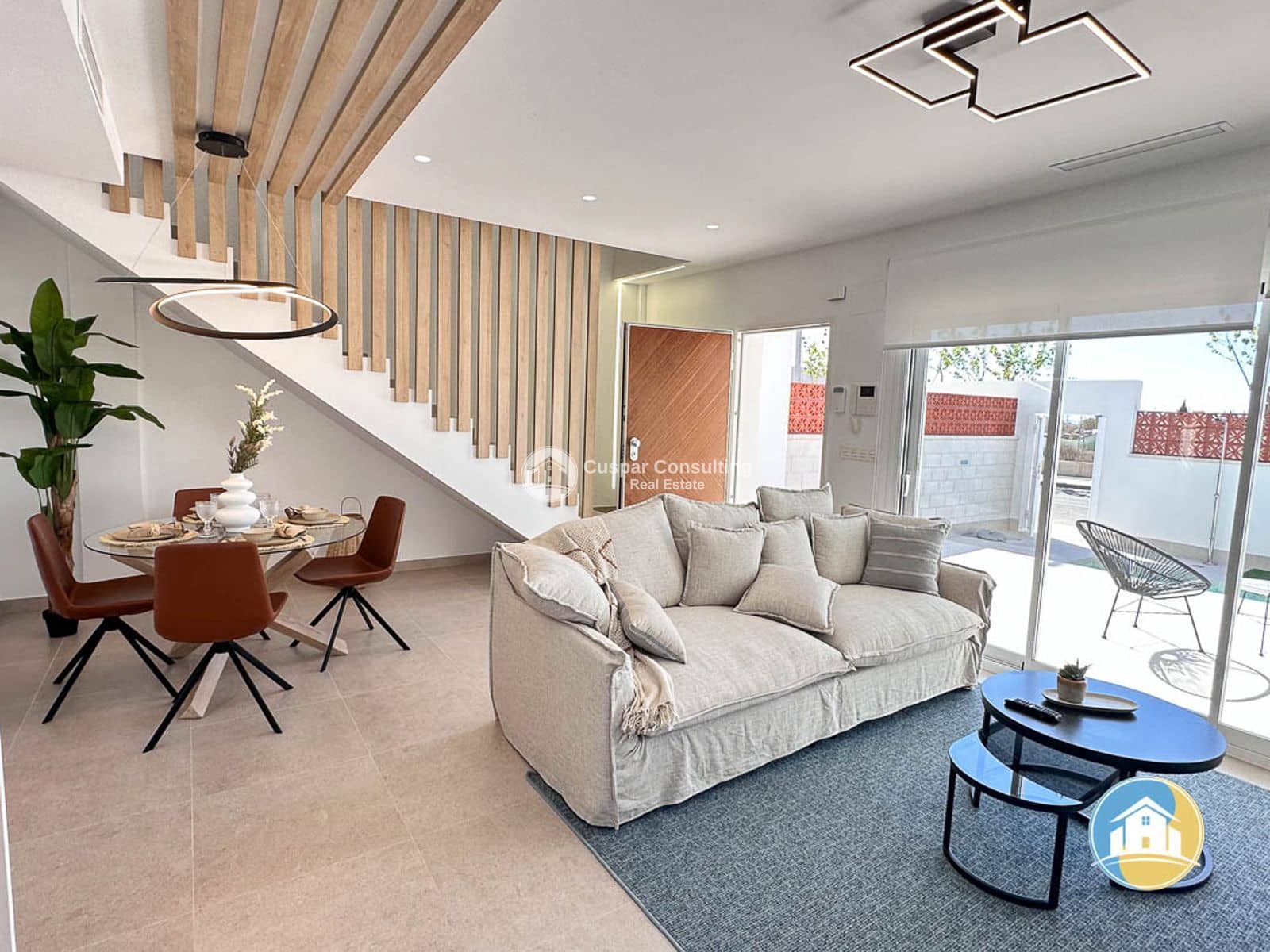 3 bedroom Villa for sale in Pilar de la Horadada with pool garage - € 469,000 (Ref: 8555903)