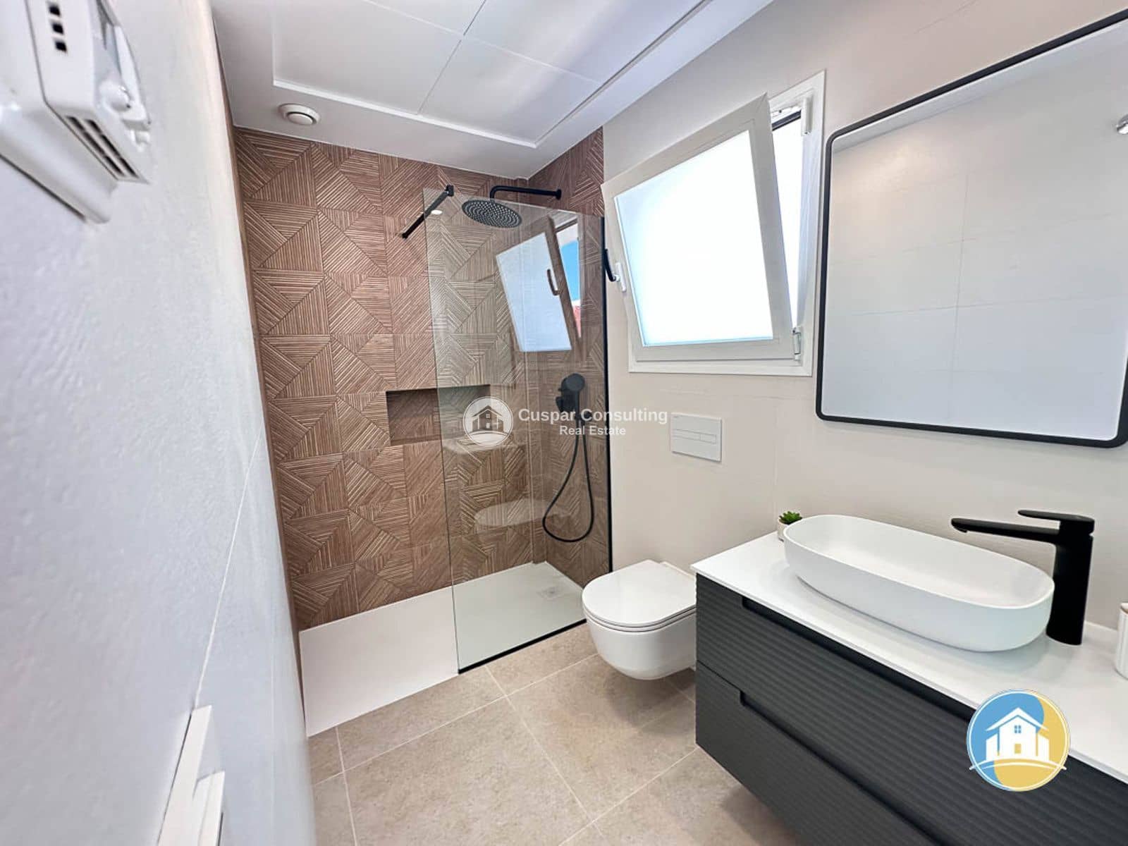 3 bedroom Villa for sale in Pilar de la Horadada with pool garage - € 469,000 (Ref: 8555903)