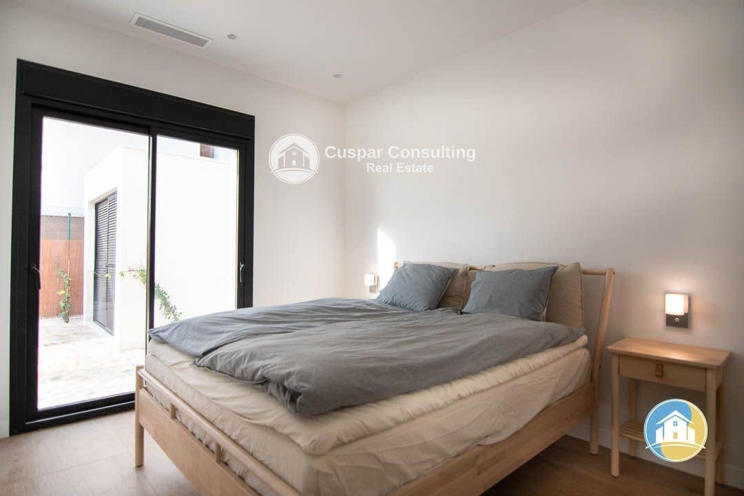 3 bedroom Villa for sale in Los Montesinos with pool garage - € 499,000 (Ref: 8555914)