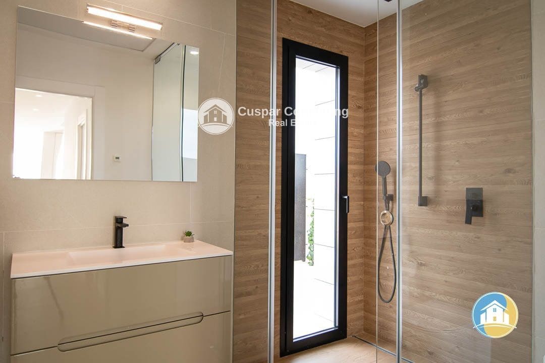 3 bedroom Villa for sale in Los Montesinos with pool garage - € 499,000 (Ref: 8555914)