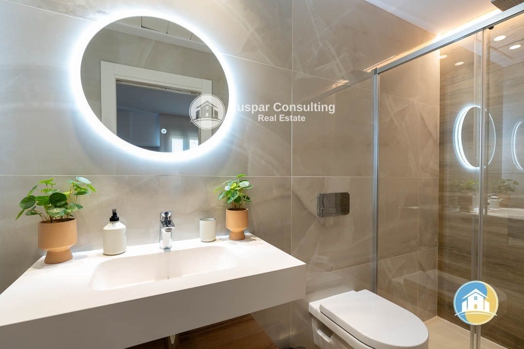 3 soveværelse Byhus til salg i Santa Pola med swimmingpool garage - € 350.000 (Ref: 8555925)