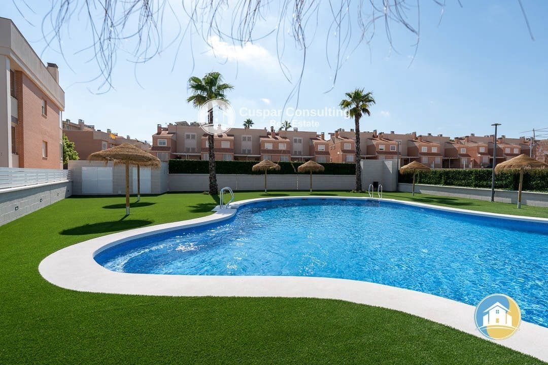 3 soveværelse Byhus til salg i Santa Pola med swimmingpool garage - € 350.000 (Ref: 8555925)