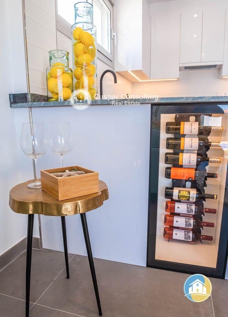 3 slaapkamer Villa te koop in Los Alcazares met zwembad garage - € 395.000 (Ref: 8555930)