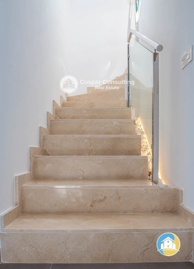 3 slaapkamer Villa te koop in Los Alcazares met zwembad garage - € 395.000 (Ref: 8555930)