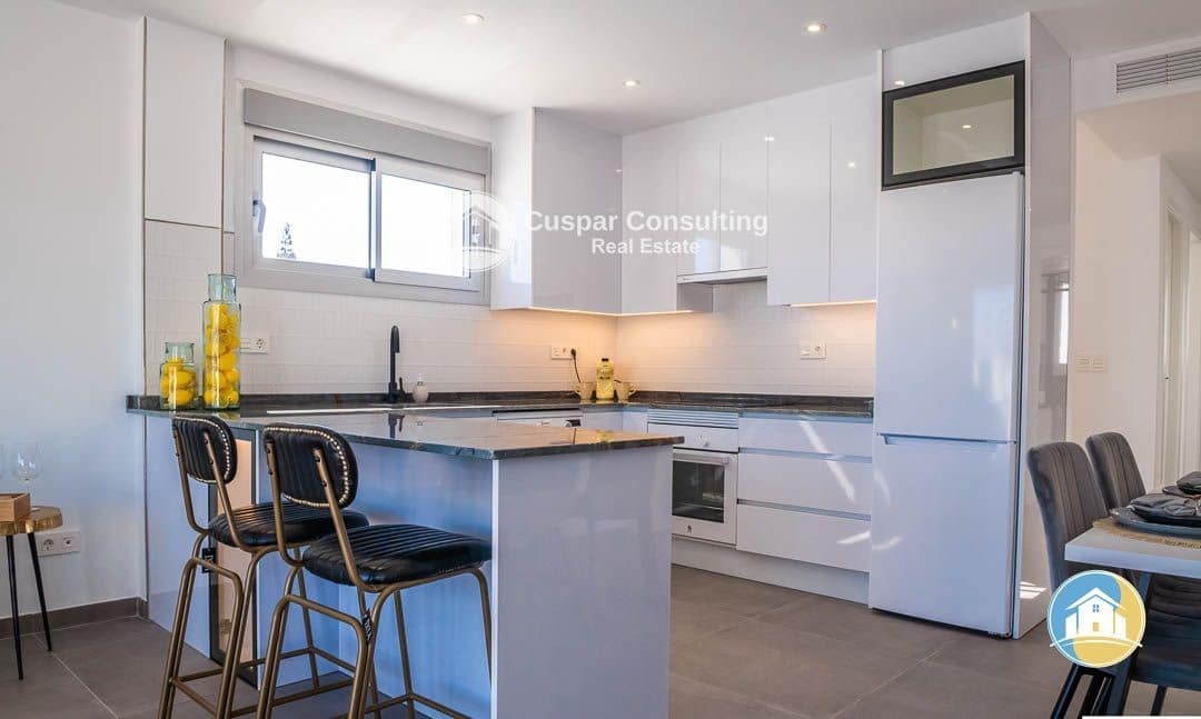 3 slaapkamer Villa te koop in Los Alcazares met zwembad garage - € 395.000 (Ref: 8555930)