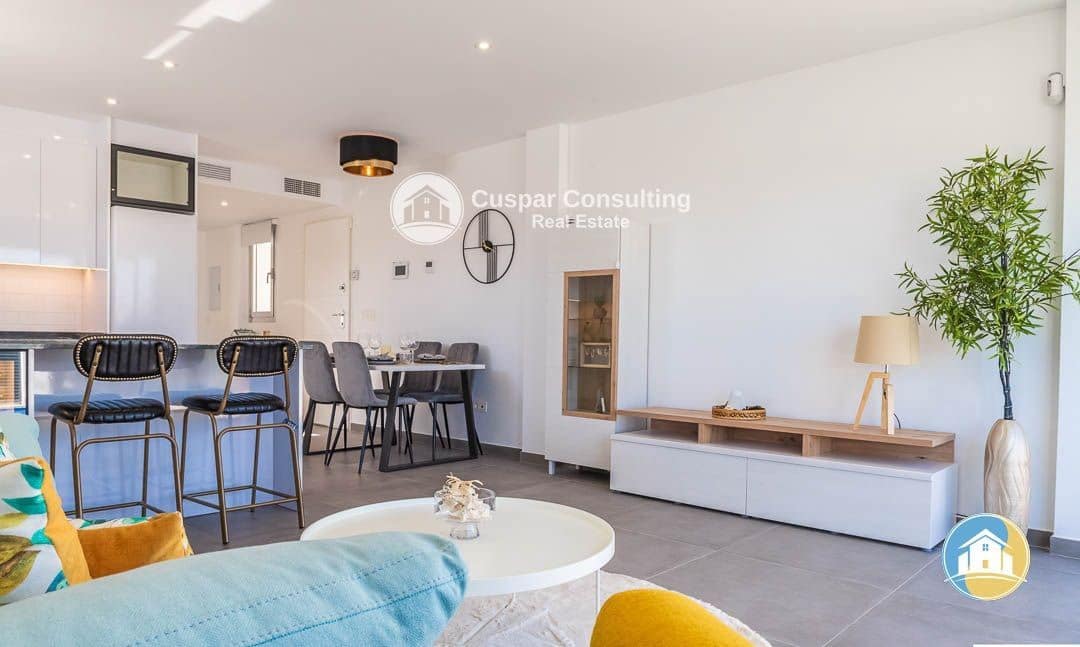 3 slaapkamer Villa te koop in Los Alcazares met zwembad garage - € 395.000 (Ref: 8555930)