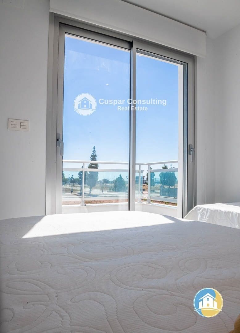 3 slaapkamer Villa te koop in Los Alcazares met zwembad garage - € 395.000 (Ref: 8555930)