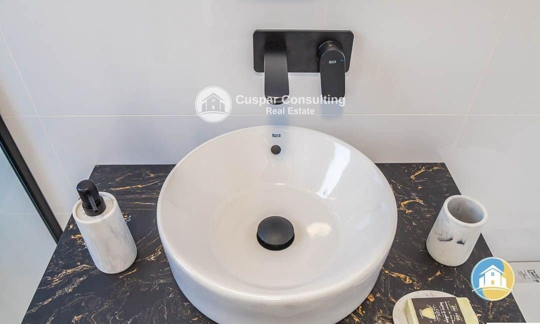 3 slaapkamer Villa te koop in Los Alcazares met zwembad garage - € 395.000 (Ref: 8555930)