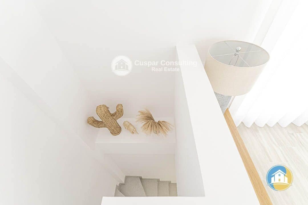 3 soveværelse Lejlighed til salg i La Manga del Mar Menor med swimmingpool garage - € 350.000 (Ref: 8555931)