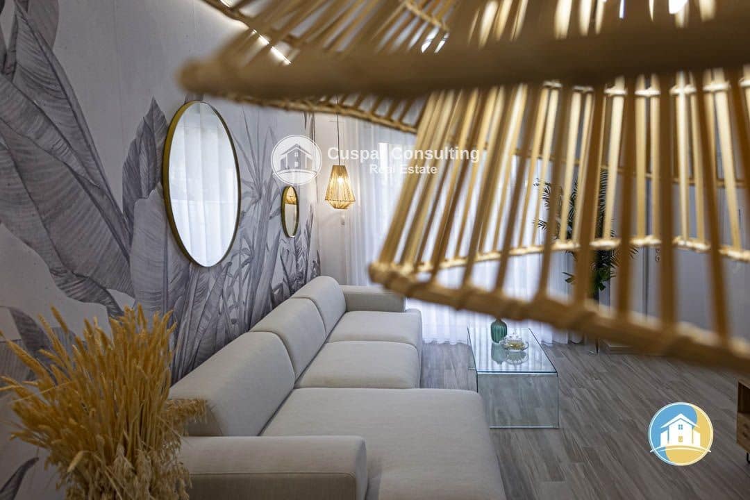 3 soveværelse Lejlighed til salg i La Manga del Mar Menor med swimmingpool garage - € 350.000 (Ref: 8555931)