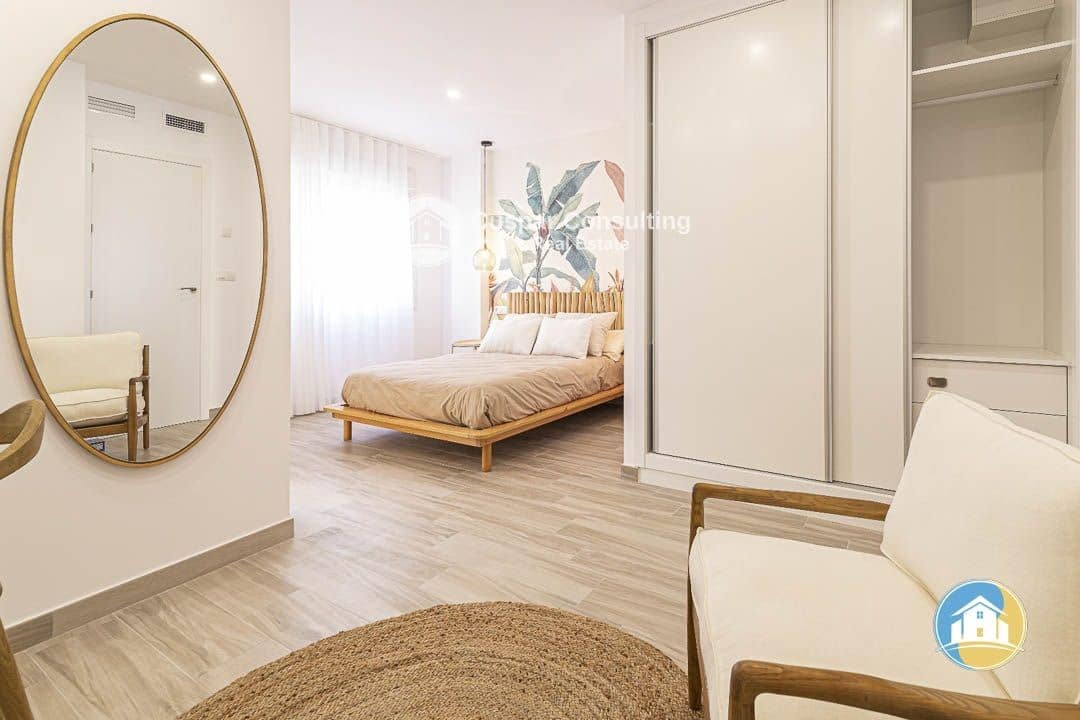 3 soveværelse Lejlighed til salg i La Manga del Mar Menor med swimmingpool garage - € 350.000 (Ref: 8555931)