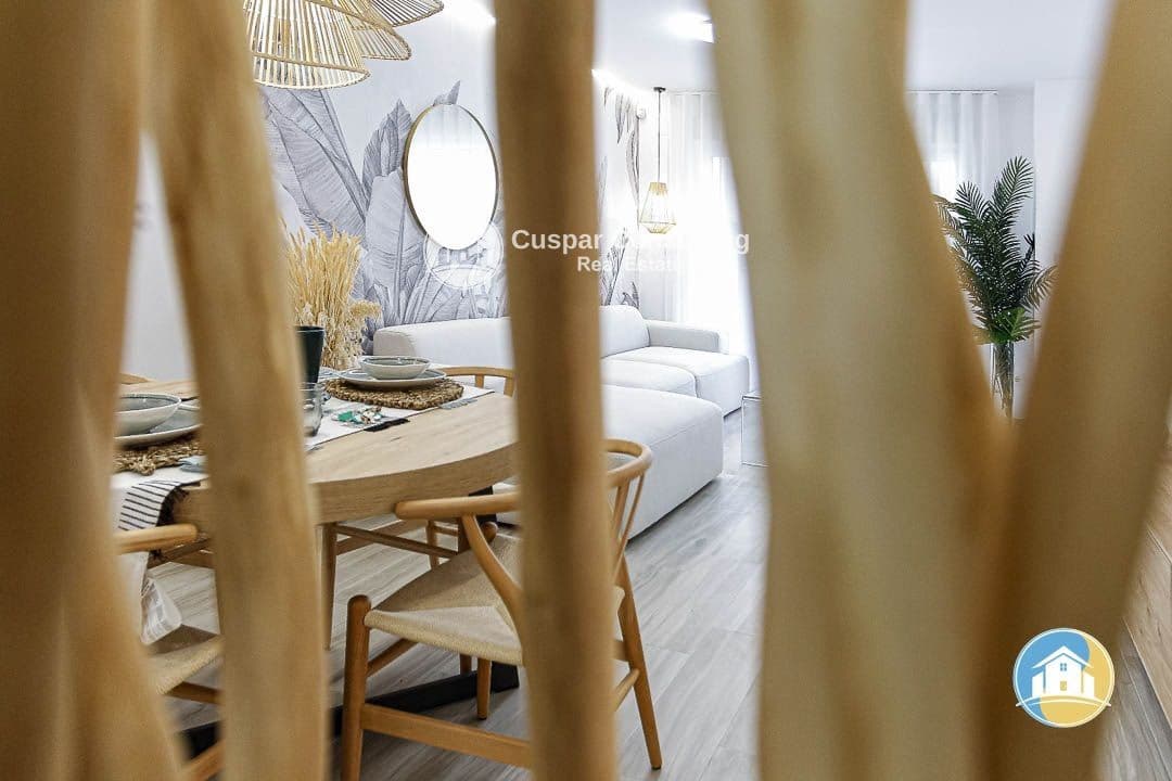 3 soveværelse Lejlighed til salg i La Manga del Mar Menor med swimmingpool garage - € 350.000 (Ref: 8555931)