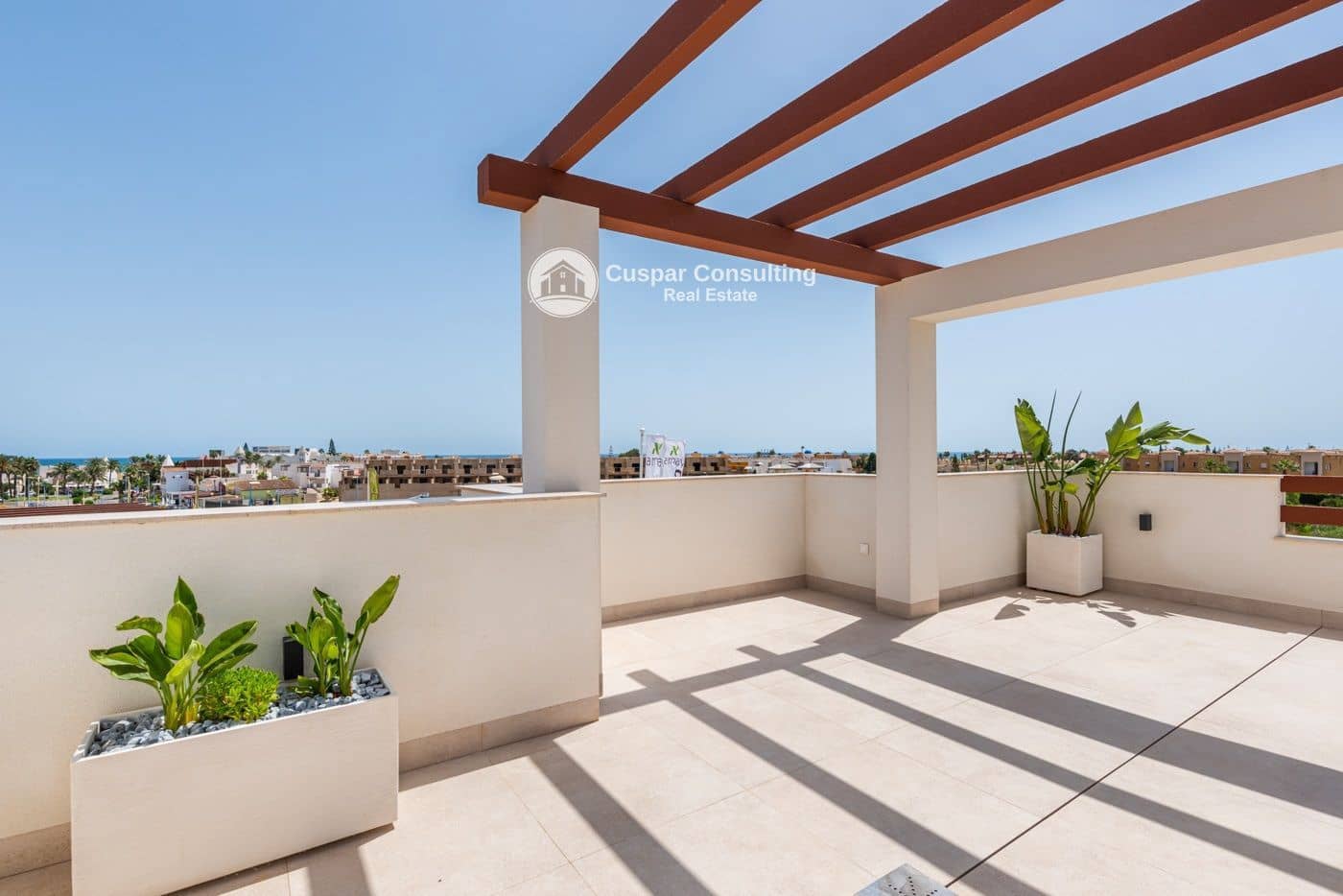 3 soverom Villa til salgs i Playa Honda med svømmebasseng garasje - € 495 950 (Ref: 8555932)