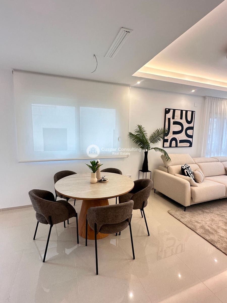 3 Zimmer Haus zu verkaufen in Ciudad Quesada mit Pool Garage - 410.500 € (Ref: 8555942)