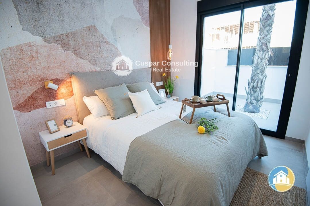 3 makuuhuone Huvila myytävänä paikassa Santiago de la Ribera mukana uima-altaan 
autotalli - 595 000 € (Ref: 8555947)