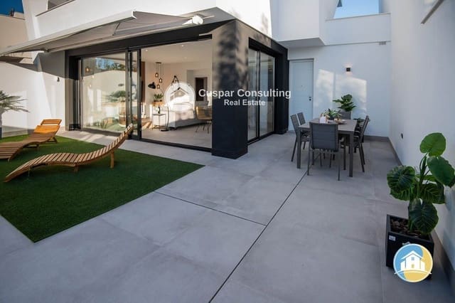 3 slaapkamer Villa te koop in Santiago de la Ribera, San Javier met zwembad garage - € 595.000 (Ref: 8555947)