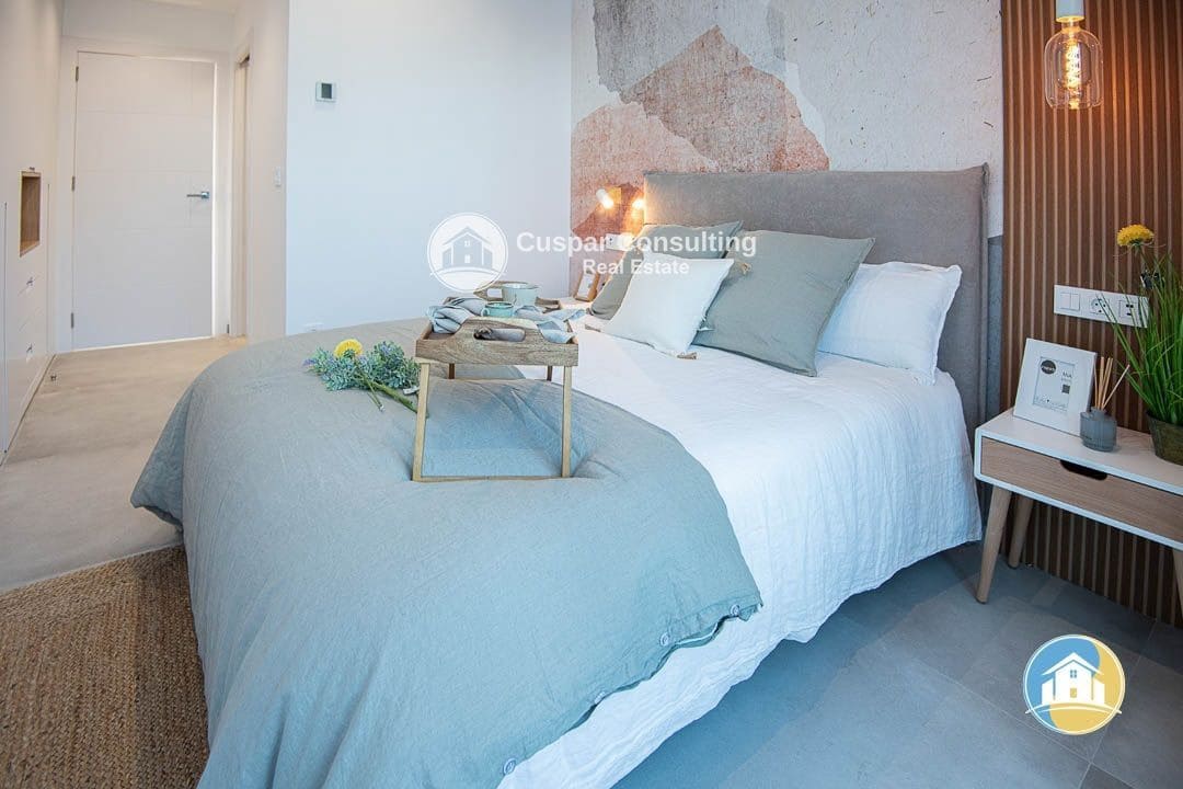 3 makuuhuone Huvila myytävänä paikassa Santiago de la Ribera mukana uima-altaan 
autotalli - 595 000 € (Ref: 8555947)