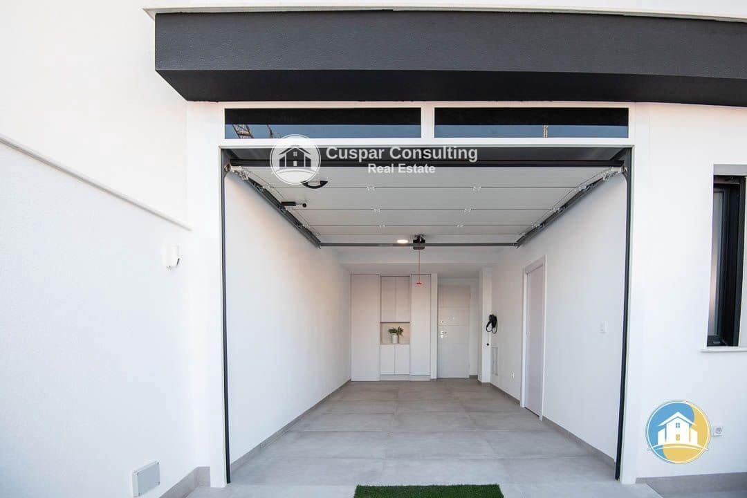 3 makuuhuone Huvila myytävänä paikassa Santiago de la Ribera mukana uima-altaan 
autotalli - 595 000 € (Ref: 8555947)