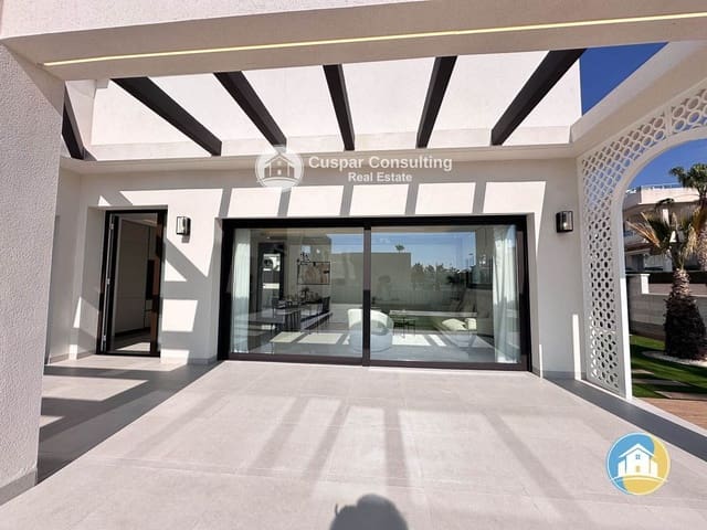 3 soverom Villa til salgs i Ciudad Quesada, Rojales med svømmebasseng garasje - € 833 000 (Ref: 8555956)