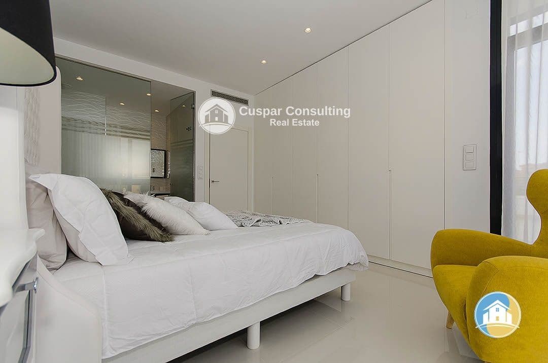 3 camera da letto Villa in vendita in Dehesa de Campoamor con piscina garage - 875.000 € (Rif: 8555957)