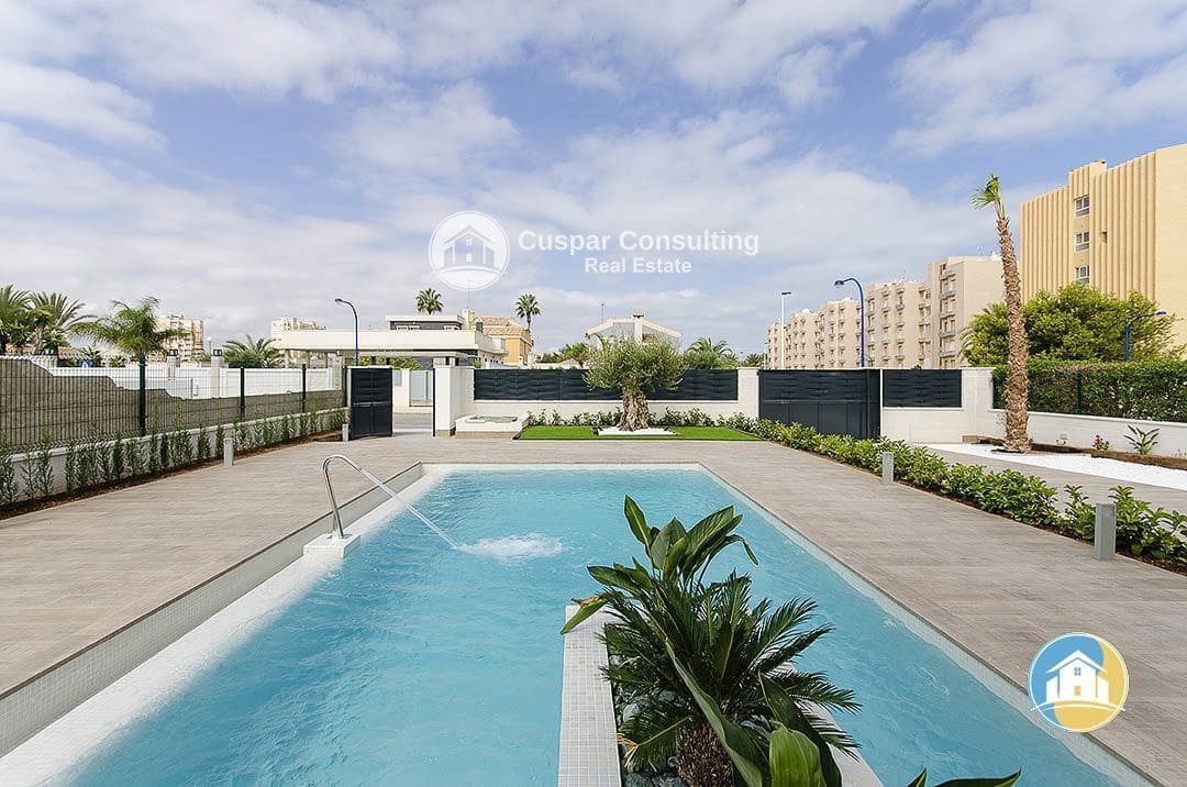 3 camera da letto Villa in vendita in Dehesa de Campoamor con piscina garage - 875.000 € (Rif: 8555957)