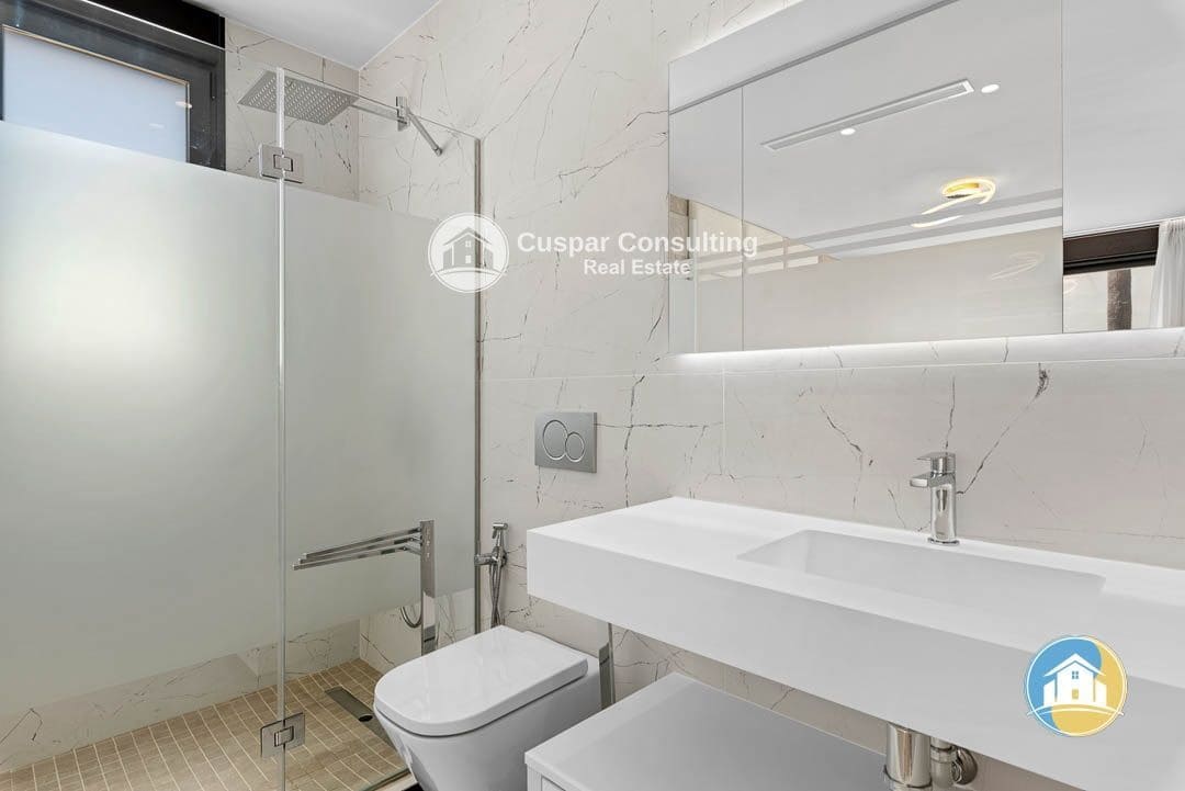 3 quarto Moradia para venda em Dehesa de Campoamor com piscina garagem - 860 000 € (Ref: 8555958)