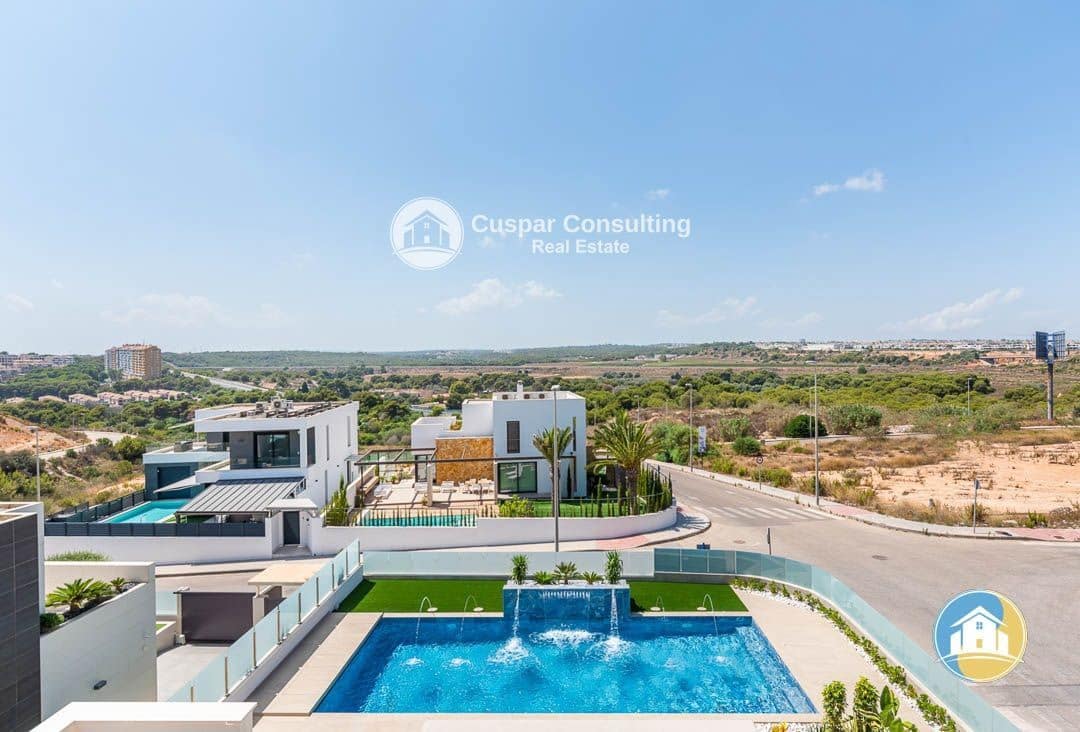 3 quarto Moradia para venda em Dehesa de Campoamor com piscina garagem - 860 000 € (Ref: 8555958)