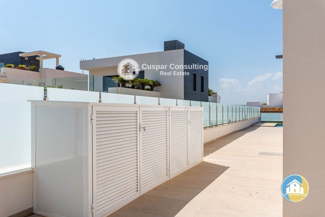 3 quarto Moradia para venda em Dehesa de Campoamor com piscina garagem - 860 000 € (Ref: 8555958)