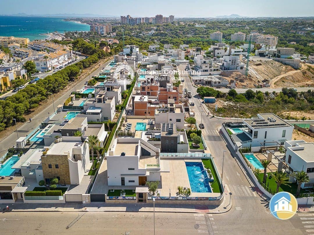 3 quarto Moradia para venda em Dehesa de Campoamor com piscina garagem - 860 000 € (Ref: 8555958)