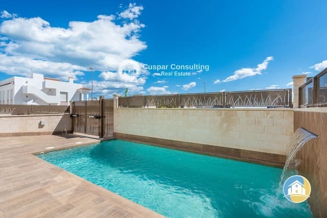 3 quarto Moradia para venda em Los Montesinos com piscina garagem - 465 000 € (Ref: 8555970)