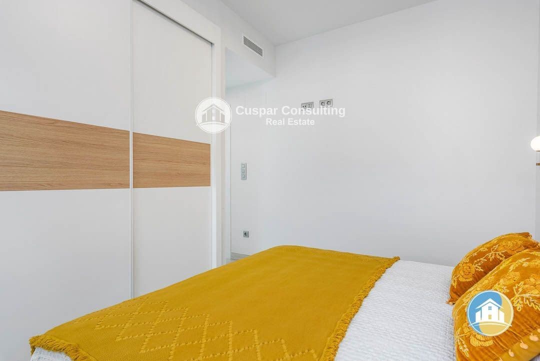 3 soverom Villa til salgs i Los Montesinos med svømmebasseng garasje - € 465 000 (Ref: 8555970)