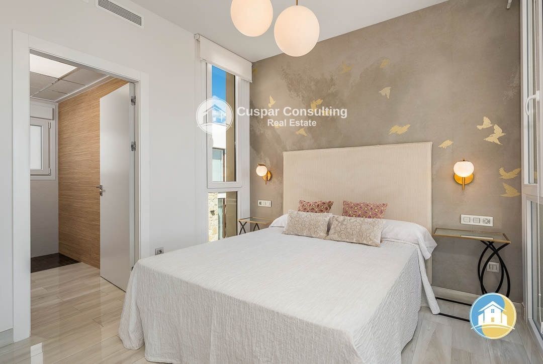 3 soverom Villa til salgs i Los Montesinos med svømmebasseng garasje - € 465 000 (Ref: 8555970)