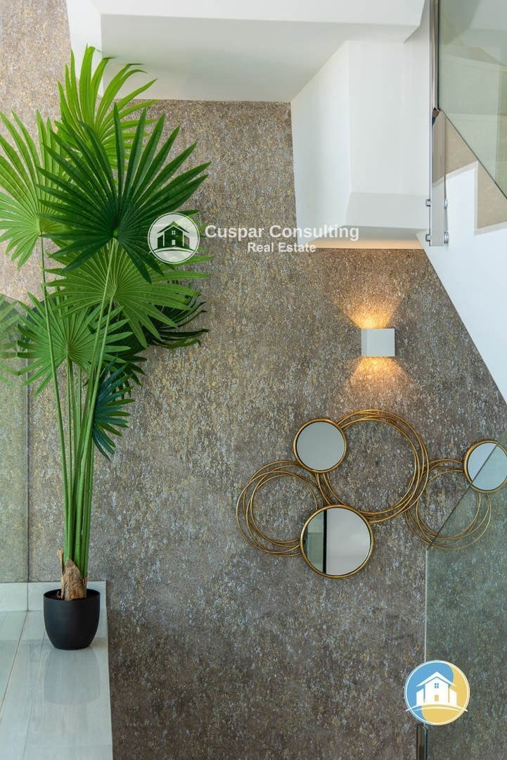 3 soverom Villa til salgs i Los Montesinos med svømmebasseng garasje - € 465 000 (Ref: 8555970)