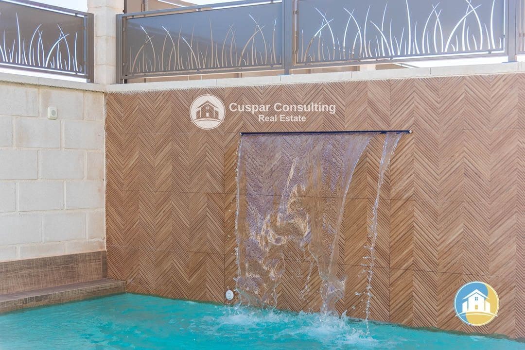 3 soverom Villa til salgs i Los Montesinos med svømmebasseng garasje - € 465 000 (Ref: 8555970)