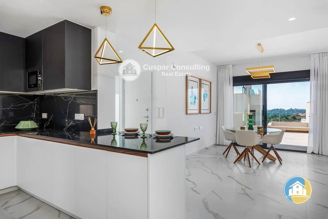 3 soveværelse Villa til salg i San Miguel de Salinas med swimmingpool garage - € 430.000 (Ref: 8555973)