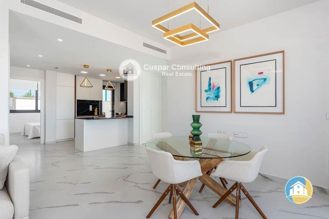 3 soveværelse Villa til salg i San Miguel de Salinas med swimmingpool garage - € 430.000 (Ref: 8555973)